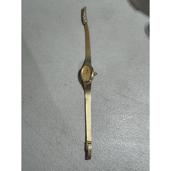 Vintage Windup Ladies Movado 14K Solid Gold Unique Classic Watch 16.6 Grams - Picture 2 of 10